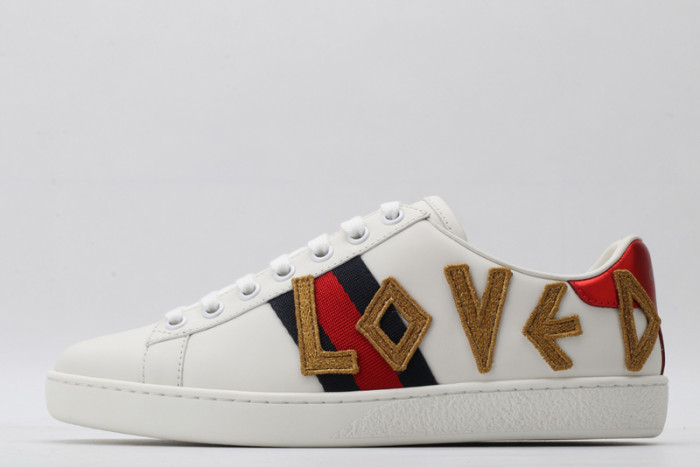 gu ace embroidered low-top sneaker