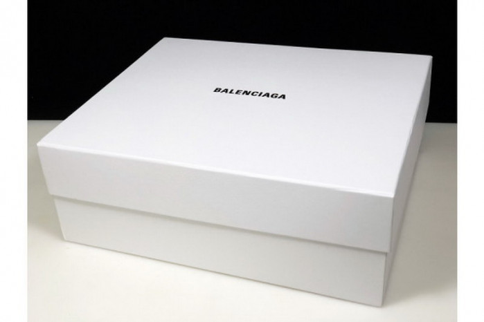 balen wmns track trainer 