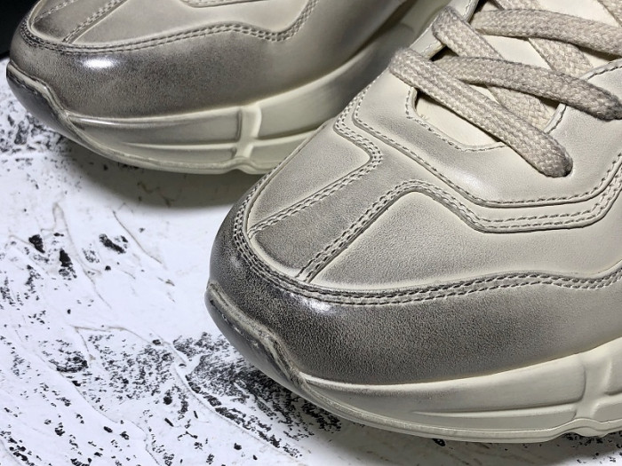 G*u*i1 rhyton sneaker