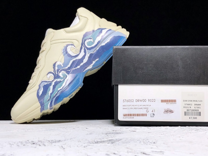 G*u*i1 rhyton sneaker