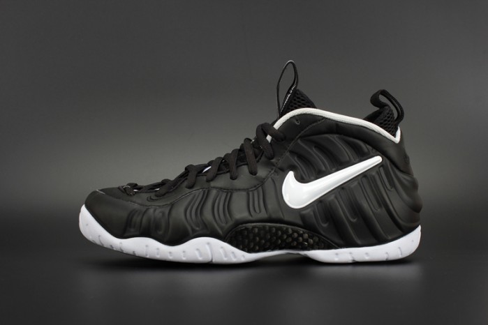 nike air foamposite pro “dr. doom” black/white 624041-006