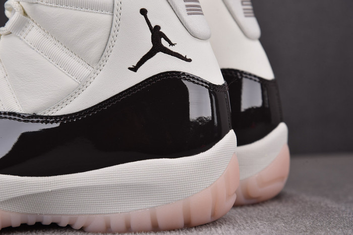 air jordan 11 wmns "neapolitan"