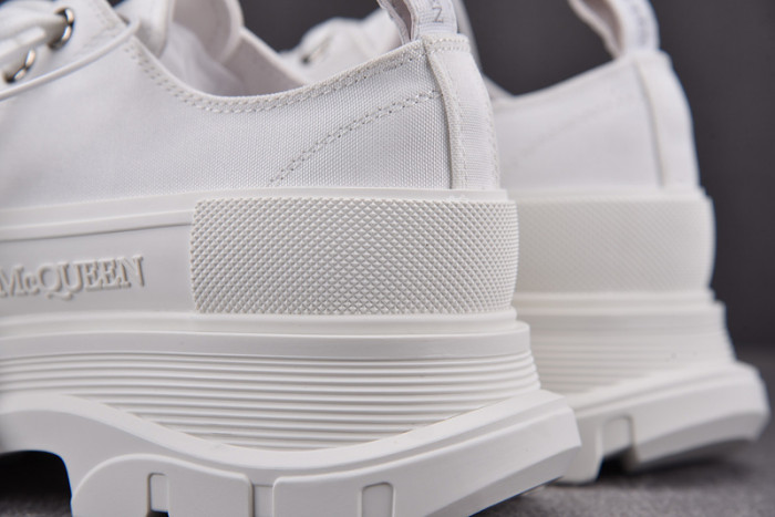 alexander mcqueen tread slick lace up boot white