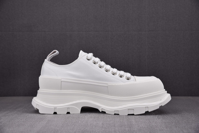 alexander mcqueen tread slick lace up boot white
