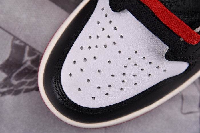 air jordan 1 high og “black toe reimagined” dz5485-106