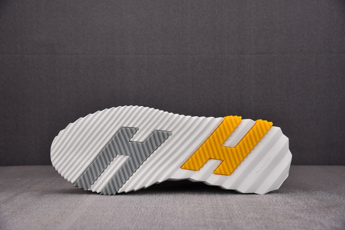 h*rmes snekaers h000007