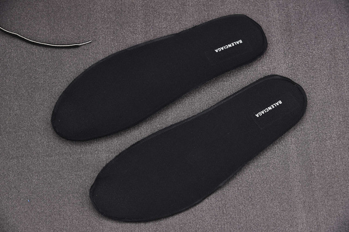 balen track hike sneaker 654867-w3cp3-1000