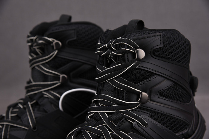 balen track hike sneaker 654867-w3cp3-1000