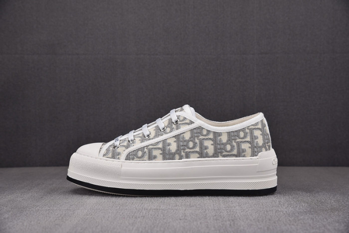 d1or walk''n''d1or platform sneaker gray stone