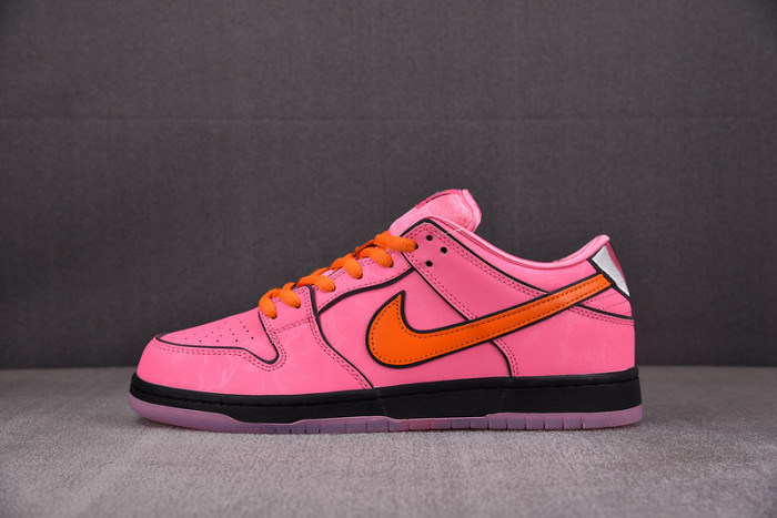 the powerpuff girls x nike sb dunk low blossom