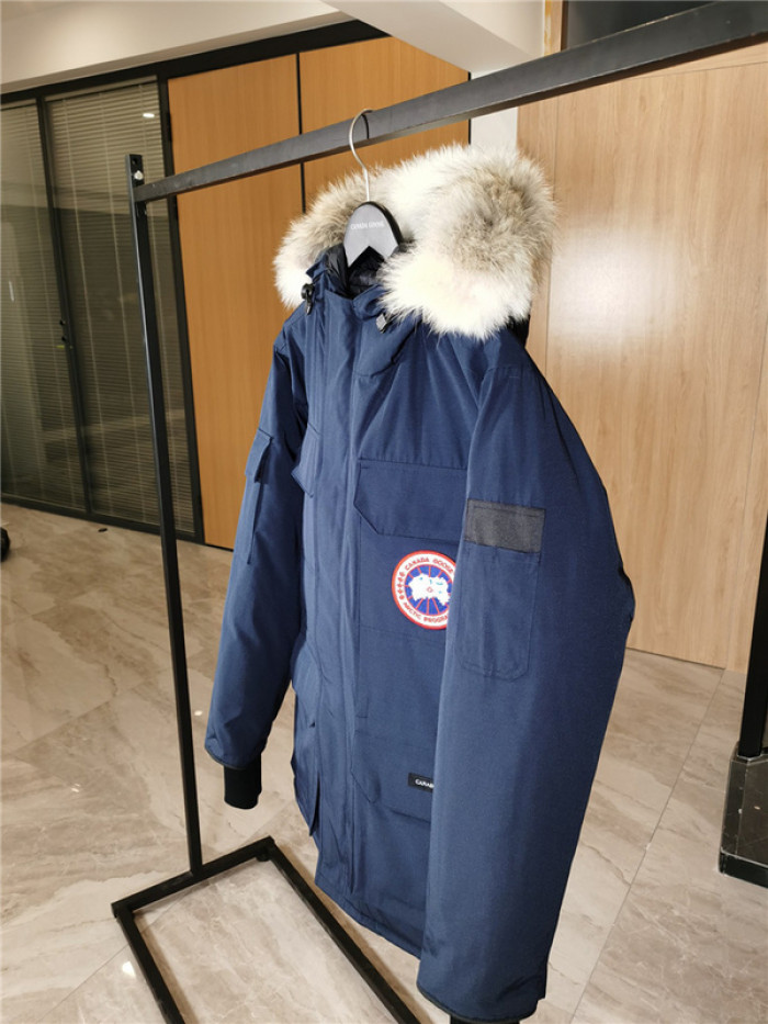 Can*a Go*e down jacket