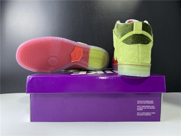 nike sb dunk high strawberry cough cw7093-600