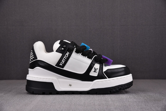 l&v trainer maxi black