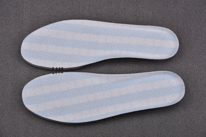 nike sb dunk low white lobster