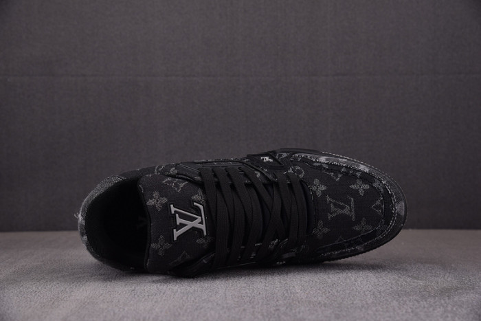 lou1s vu1tton sneakers