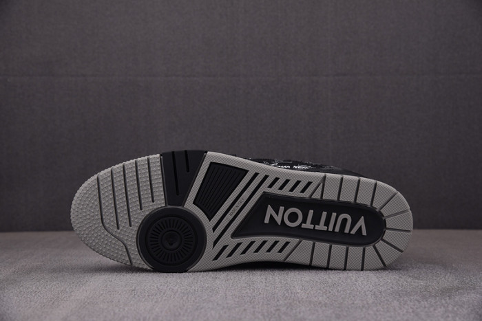 lou1s vu1tton sneakers