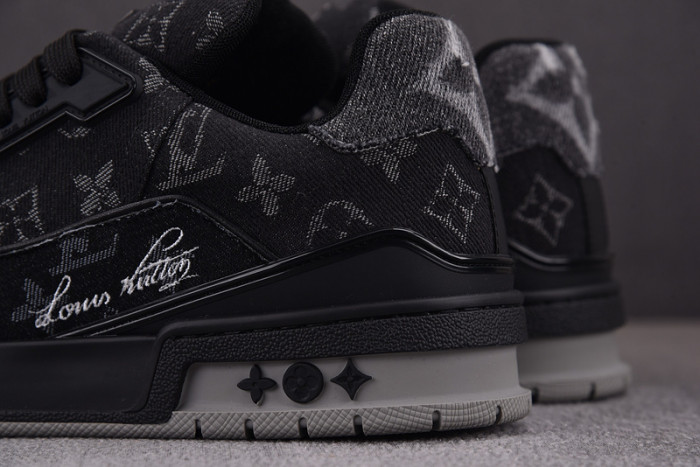 lou1s vu1tton sneakers