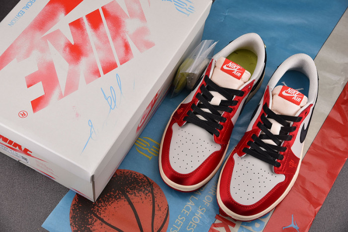 jordan 1 retro low og trophy room away