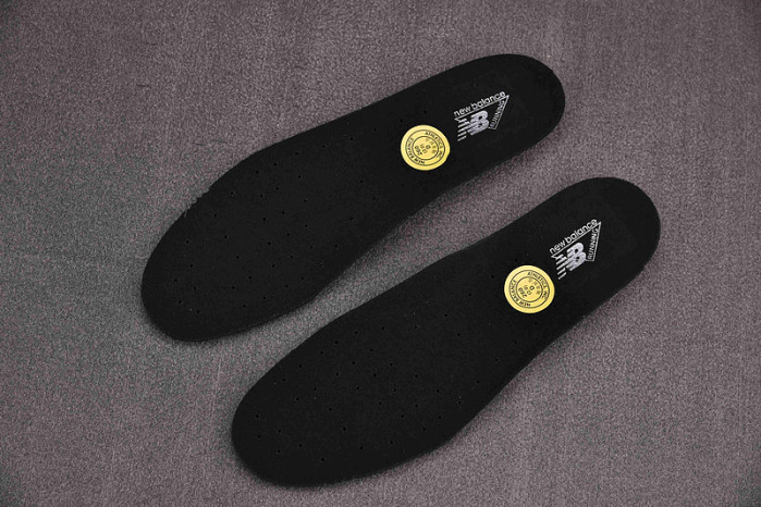 new balance 2002r protection pack phantom