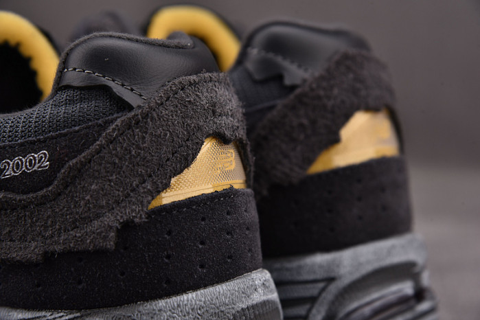 new balance 2002r protection pack phantom