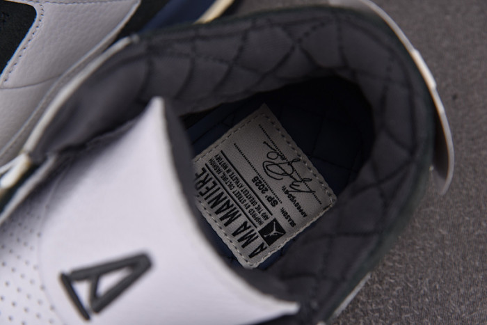 Jordan 3 Retro OG SP Diffused Blue HV8571-100