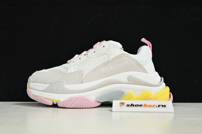 Ba*len*cia*ga triple s sneaker