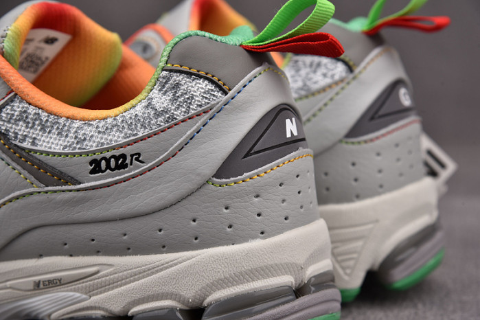 new balance 2002r
