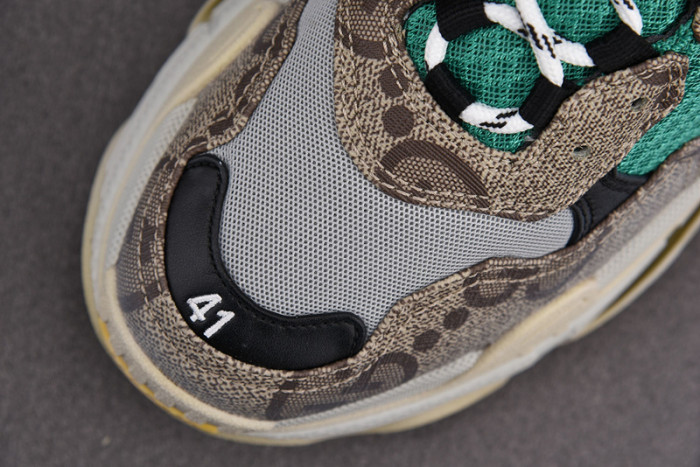 G*u*i x balen the hacker project triple s beige green yellow 981067 umo20 9766