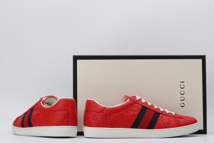 G*u*i sneaker g1000028