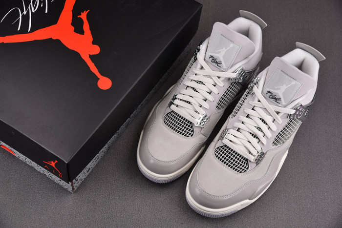 air jordan 4 frozen moments