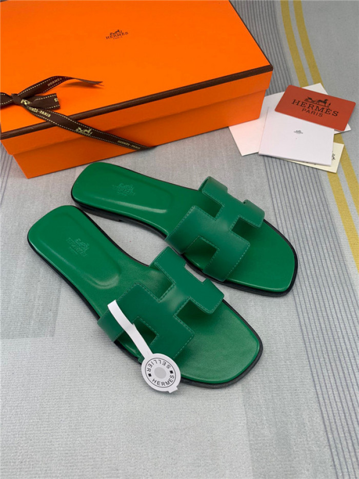 h*rmes sandals 800028