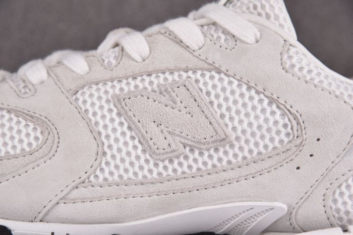 New Balance x MIU MIU NM1000001