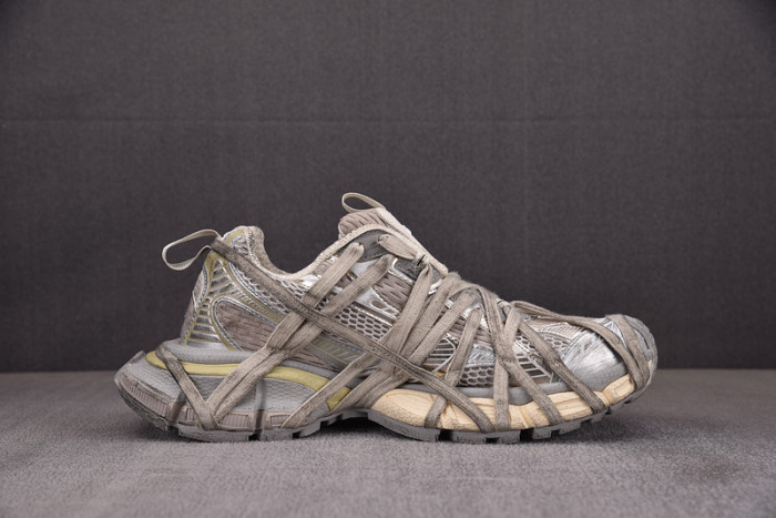 Ba*len*cia*ga 3xl 1000018