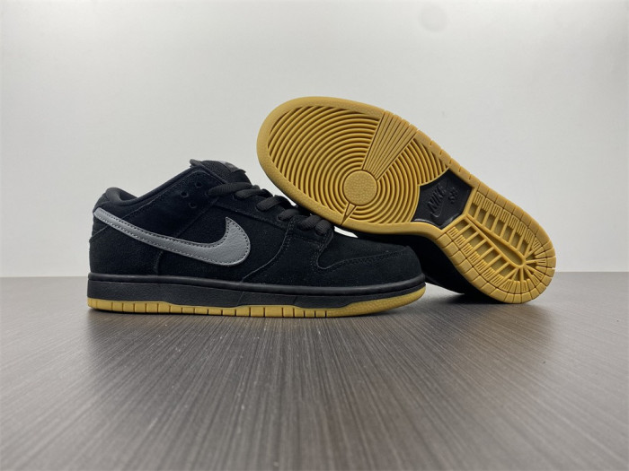 nike sb dunk low fog bq6817-010