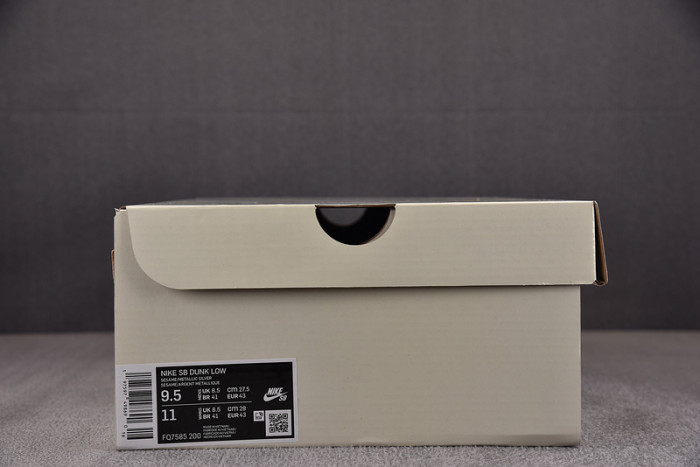 nike sb dunk low "escargot" fq7585-200