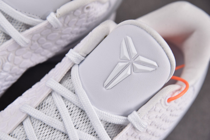 NK Zoom Kobe 6 Protro White DO5079-021