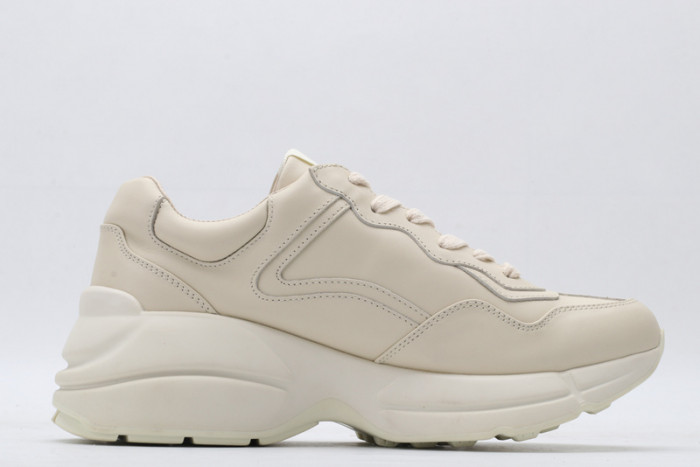 G*u*i sneaker g1000056