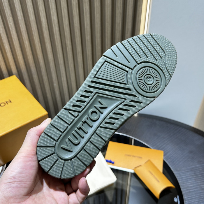 L&V Sneaker 1AARR186