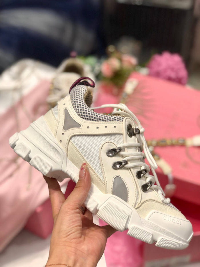 G*u*i1 flashtrek sneaker