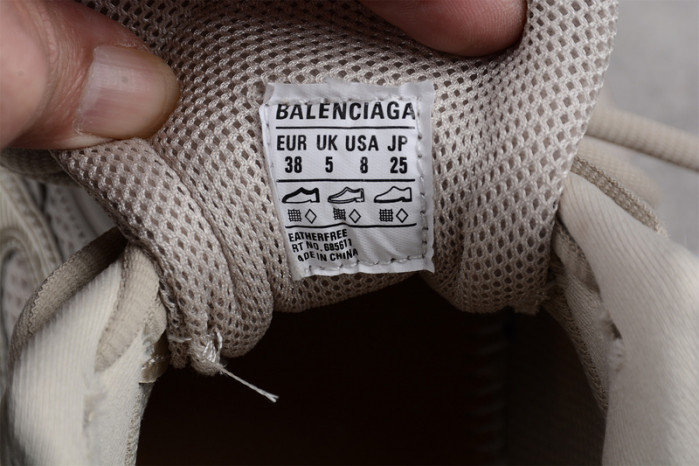 Ba*len*cia*ga defender rubber platform sneakers