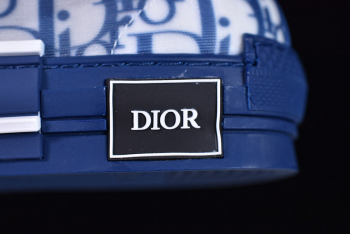 b23 oblique low top sneaker