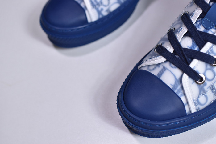 b23 oblique low top sneaker