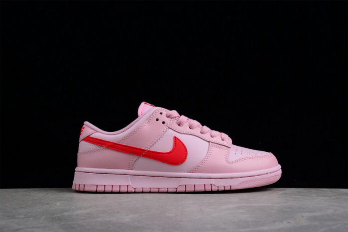nike dunk low triple pink (ps)