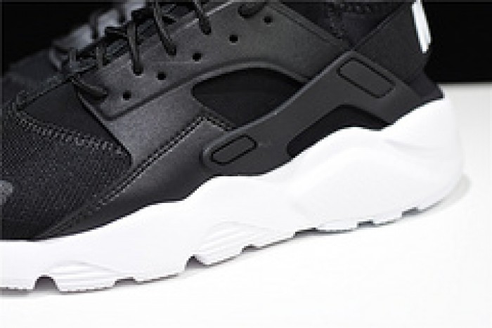 NIKE Mens Huarache Run Ultra Running Shoes Black/White 819685-016