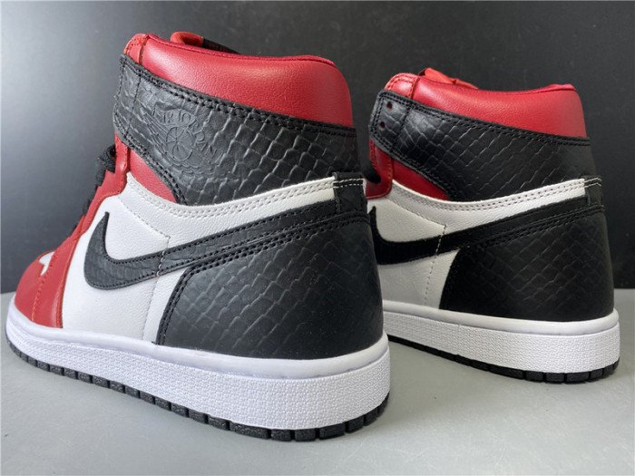 air jordan 1 retro high satin snake chicago cd0461-601
