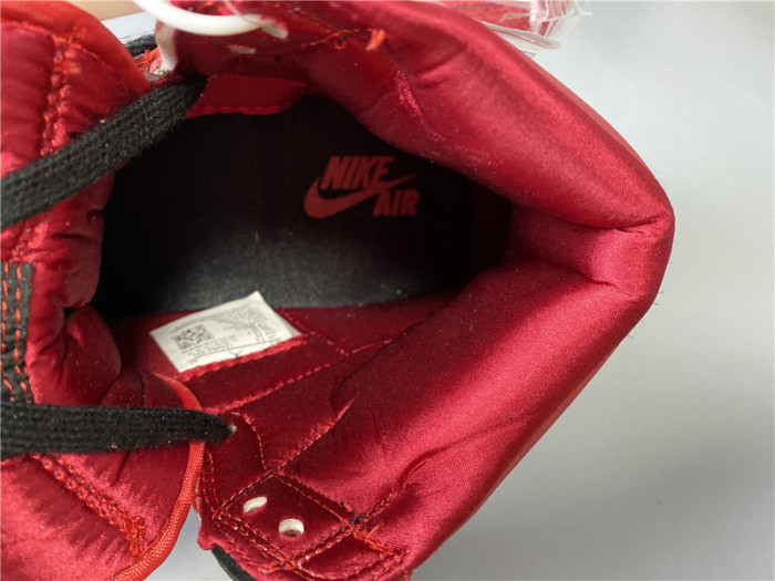 air jordan 1 retro high satin snake chicago cd0461-601