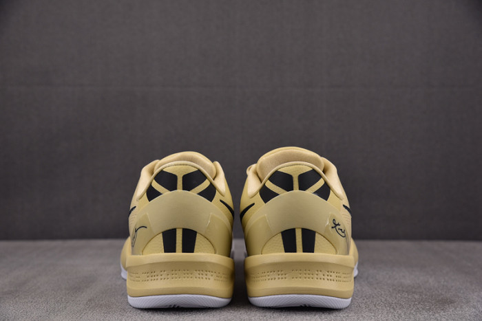 Nike Kobe 8 Protro TB Champagne Gold HM6469-701