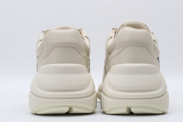 G*u*i sneaker g1000057