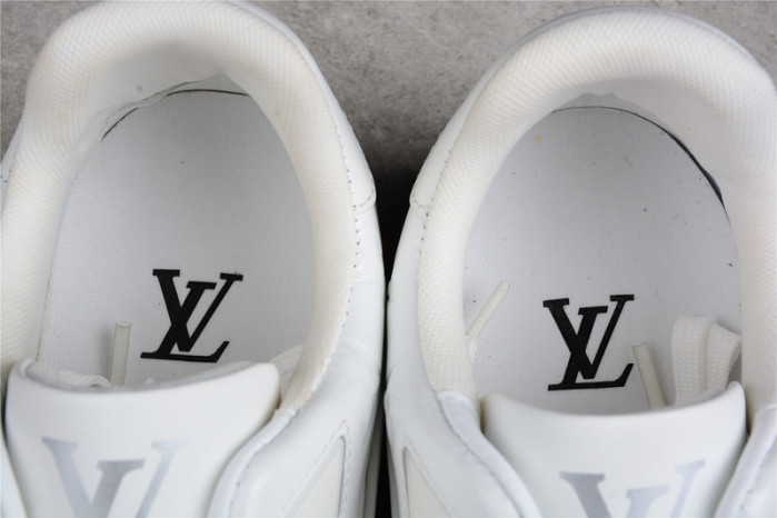 lou1s vu1tton sneakers