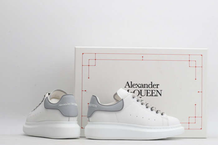 alexander mcq100038